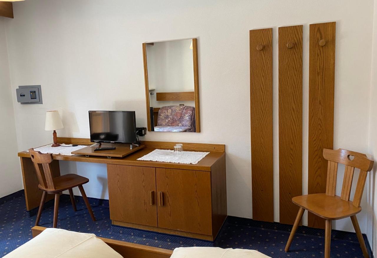 Hotel Friedemann ราซุน ดิ ซอตโต ภายนอก รูปภาพ