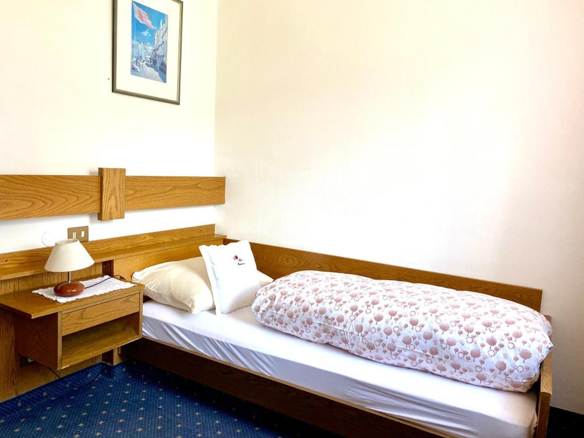 Hotel Friedemann ราซุน ดิ ซอตโต ภายนอก รูปภาพ